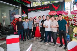 Nguyễn Văn Phú, đội nhóm, tư vấn đầu tư